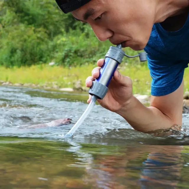 Portable Water Filters pic